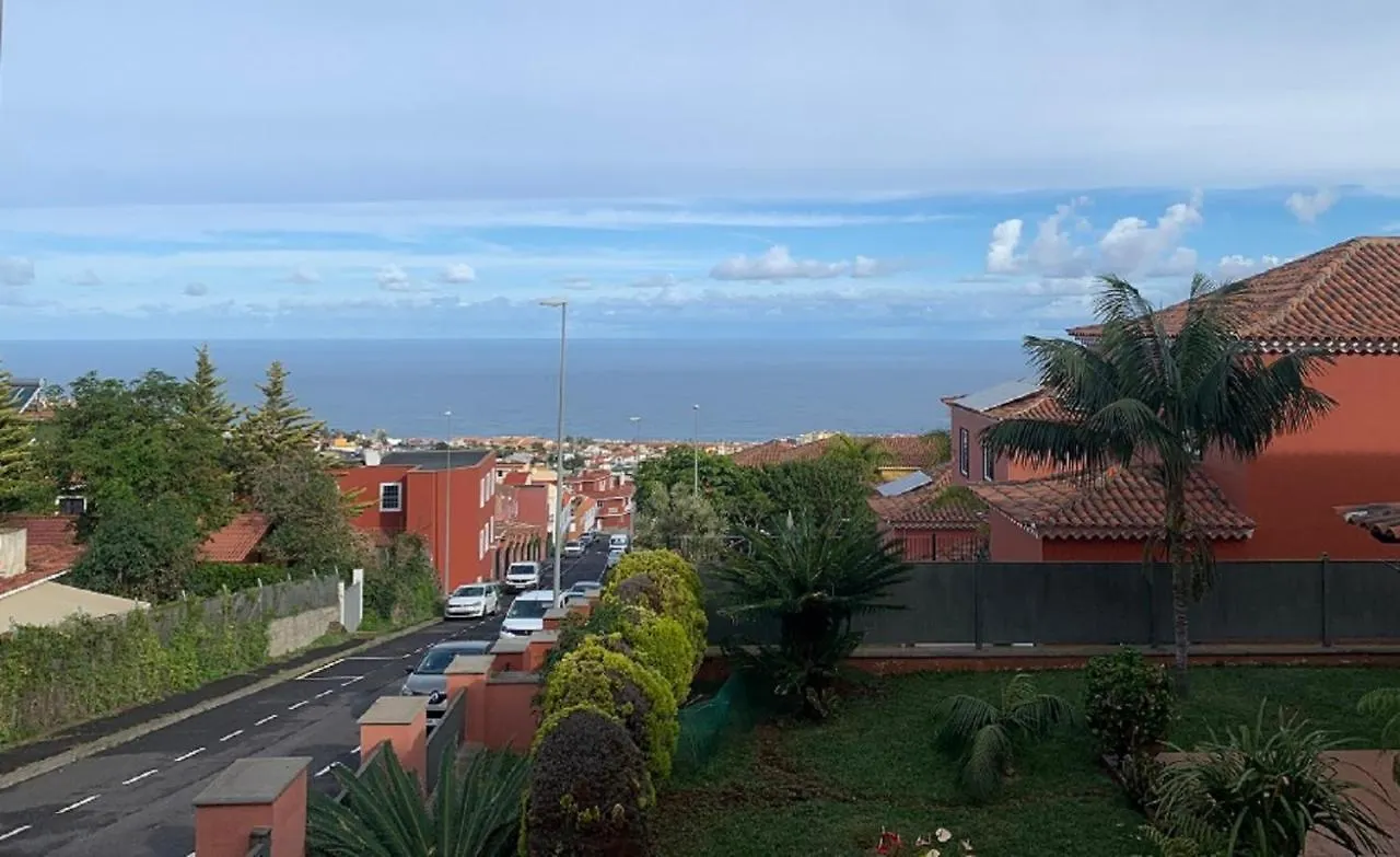 La Casita De Descanso - Das Haeuschen Der Ruhe - La Luz - La Orotava 0*,  Spain