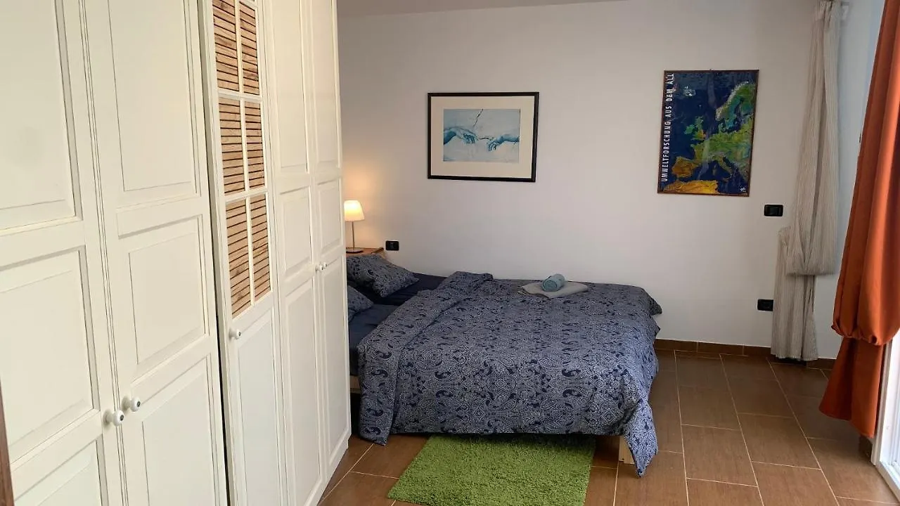La Casita De Descanso - Das Haeuschen Der Ruhe - La Luz - La Orotava